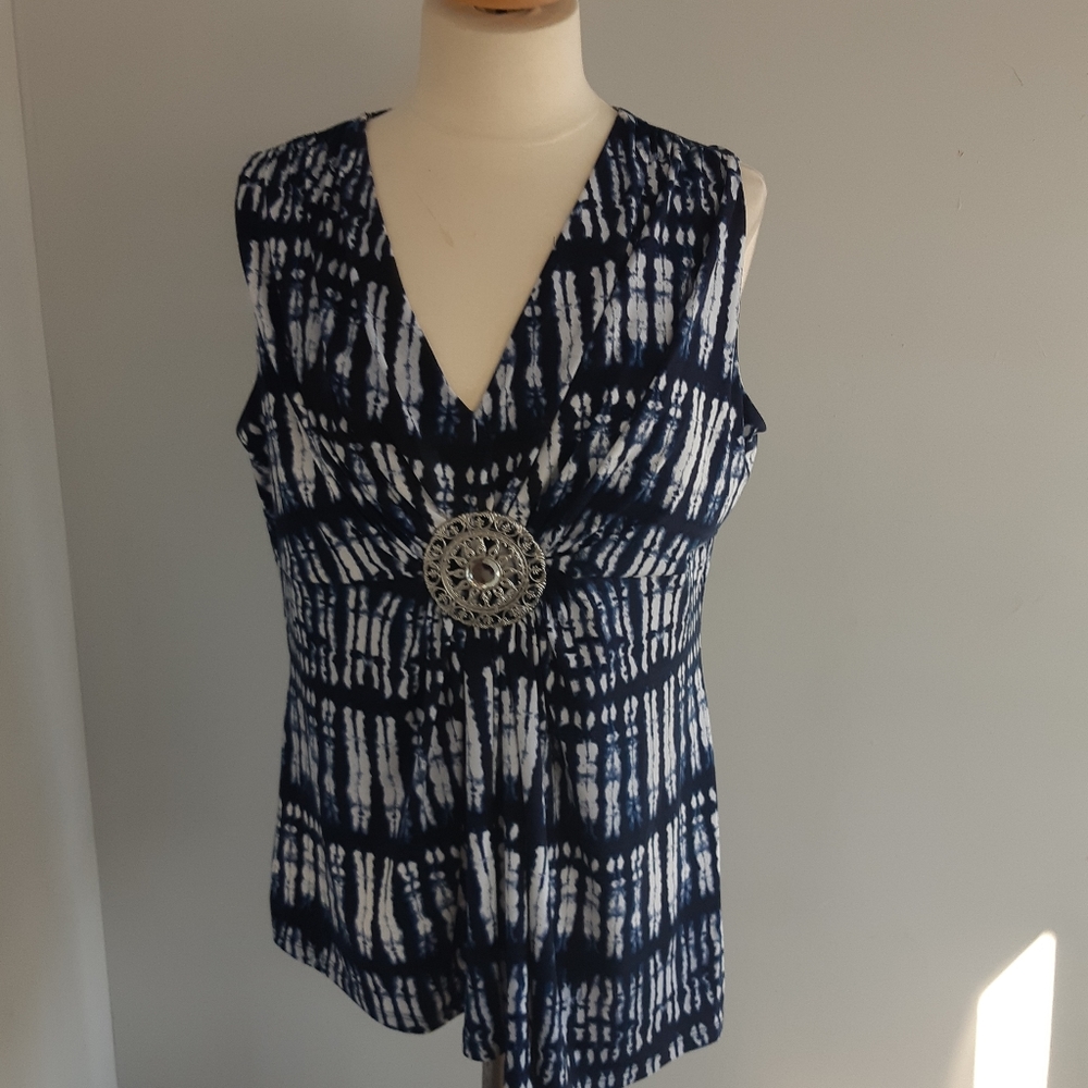 Peter Nygard Petite sleeveless blouse Size Large